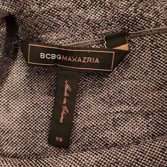 Black and gray BCBG snakeskin print midi skirt size XS, new without tags! - Picture 4 of 9